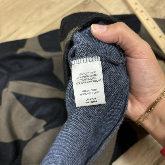 Gwen Stefani L.A.M.B. Crewneck Oversized Slouchy Box Fit Kangaroo Pocket Sweater - Picture 6 of 9